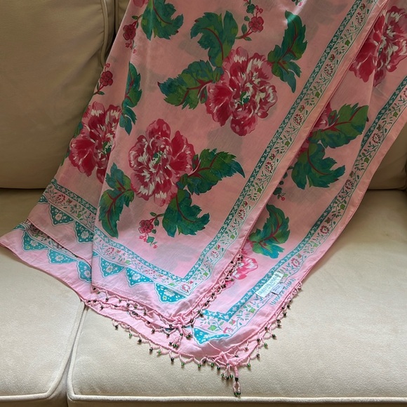 Graham Kandiah Cotton Pink & Green Sarong - Picture 1 of 5